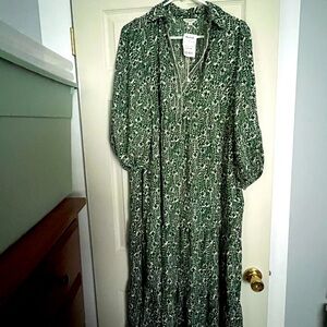 Max Studio Midi dress NWT